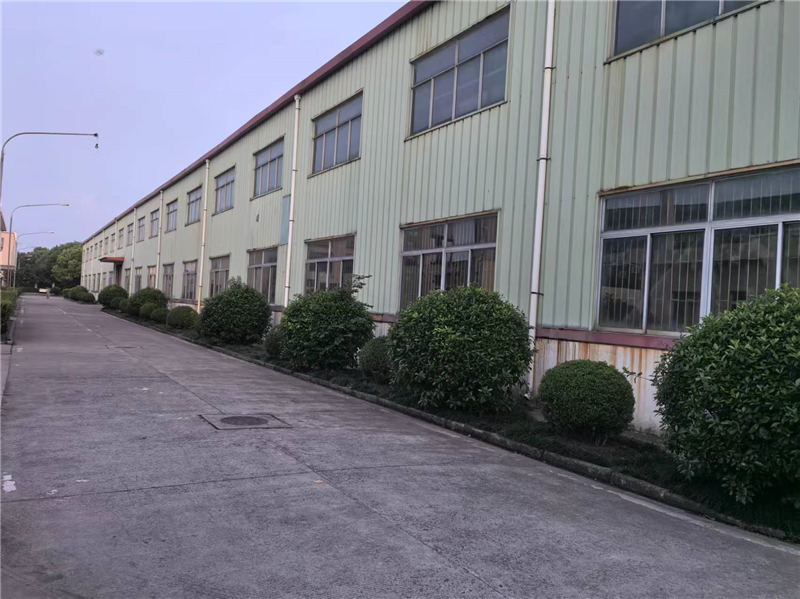 浦东南汇工业园区6000平高10米仓库出租带7000平场地适合海运