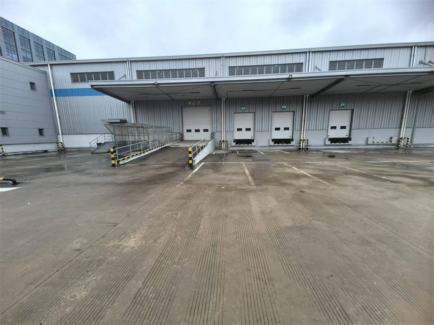 上海高平台仓库出租：具备专业装卸功能的仓储出租信息