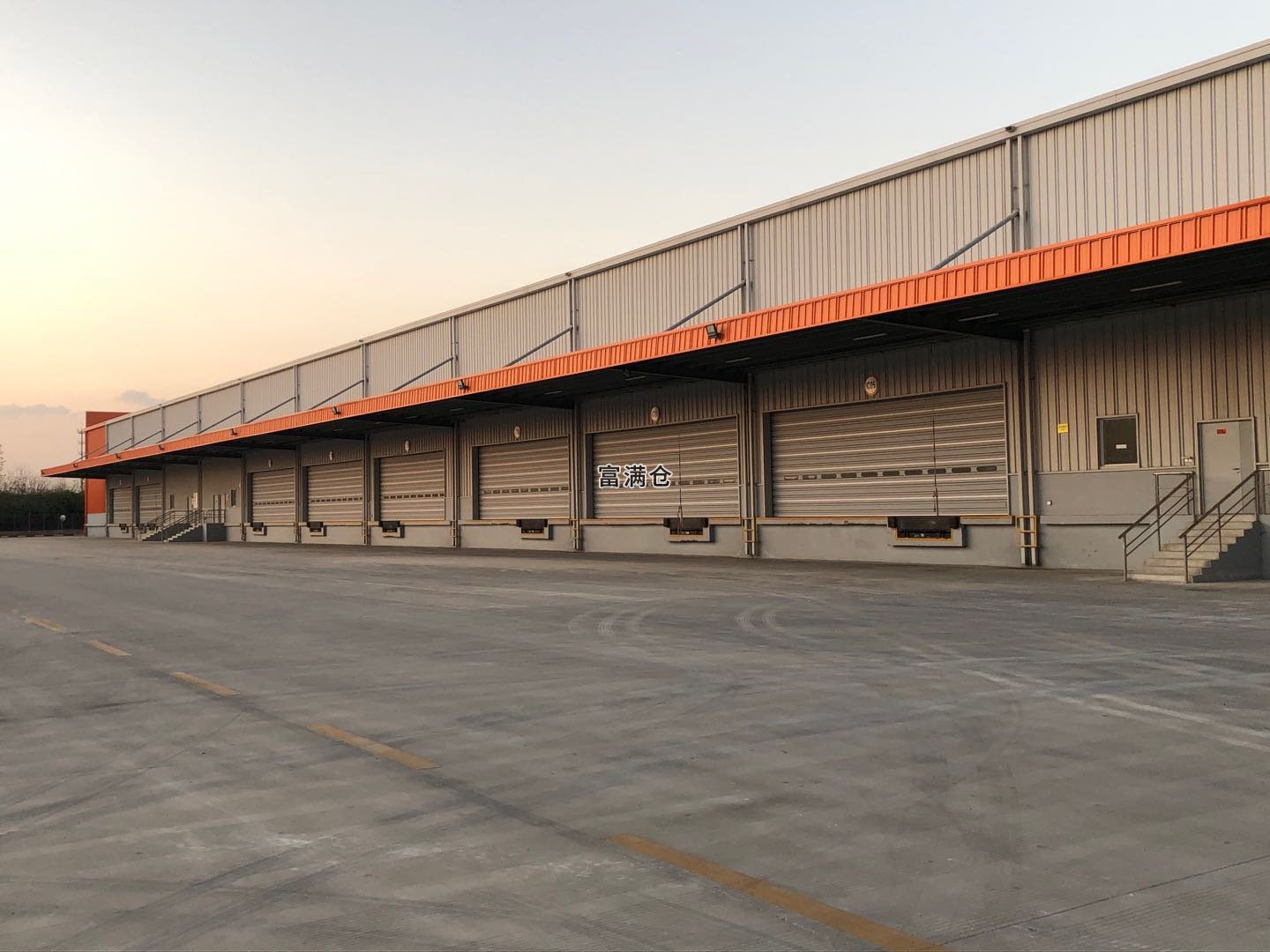 昆山花桥35000平米独门独院可定制位置好适合物流仓储