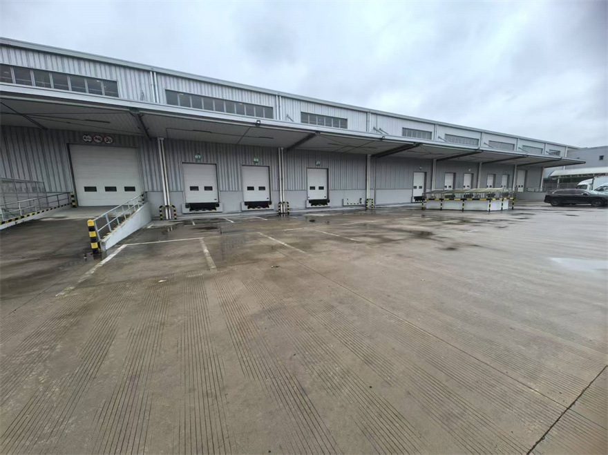 浦东大型仓库选址：赋能全球供应链新格局