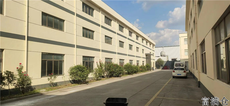 青浦区崧泽高架附近3800平方米仓库出租