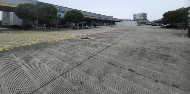 短期小型仓库出租：灵活高效，解决您的存储需求