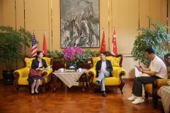 好消息：东方网新民晚报虹桥商务报到访宇培